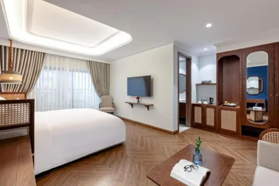 Junior Suite — La Siesta Classic Hang Thung
